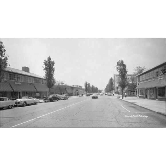 Handcrafted Vintage Red Crochet Maxi Dress by Henrietta Tanuska Beverly Hills CA - Picture 15 of 15